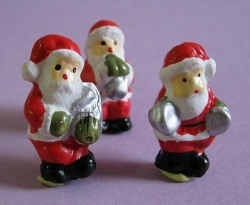 Weihnachtsmann aus Polyresin, 30 mm, 4 Stück