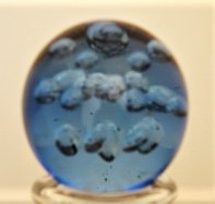Dekokugel Briefbeschwerer 7 cm, Grosse Luftblasen, blau