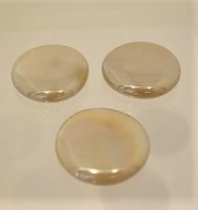 Jumbonugget durchgefärbt glänzend opal, elfenbein beige, ca. 35-37 mm, Stück